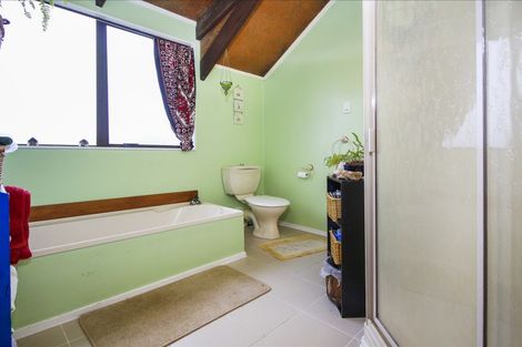 Photo of property in 2/29 Kemp Road, Massey, Auckland, 0614