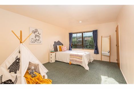 Photo of property in 9 Stopforth Street, Woodend, 7610