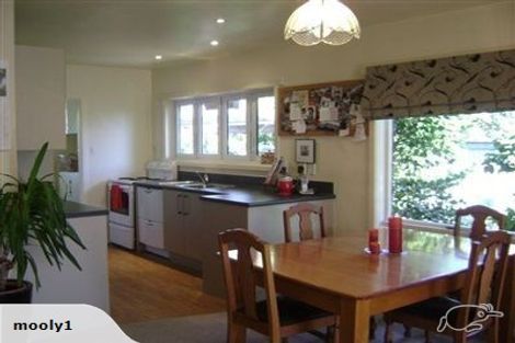 Photo of property in 17a Dulles Place, Papanui, Christchurch, 8053