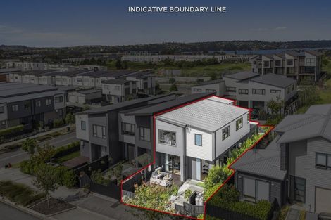 Photo of property in 40 Skua Road, Hobsonville, Auckland, 0616