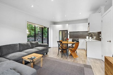 Photo of property in 59 Hartway Grove, Coatesville, Albany, 0792