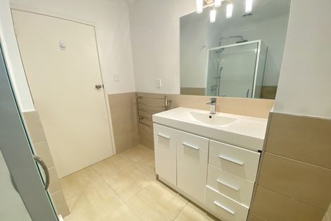 Photo of property in 2/61a Balmoral Road, Mount Eden, Auckland, 1024