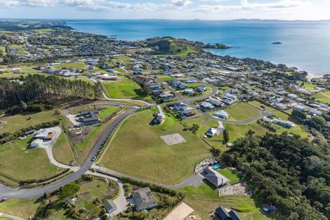 Photo of property in 5 Vidar Way, Coopers Beach, 0420