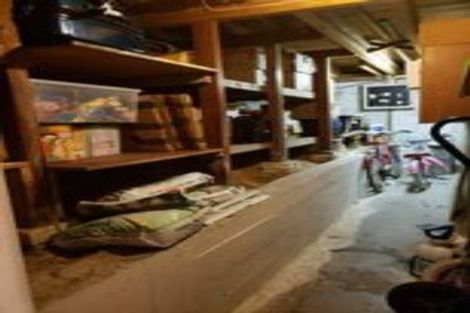 Photo of property in 88 Chivalry Road, Glenfield, Auckland, 0629