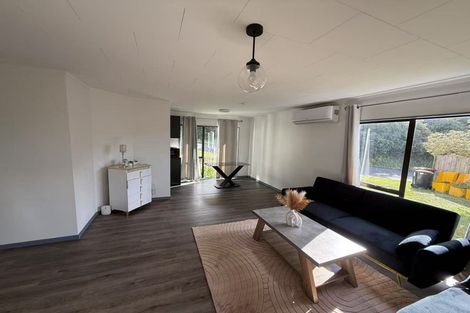 Photo of property in 73 Montgomery Avenue, Karori, Wellington, 6012