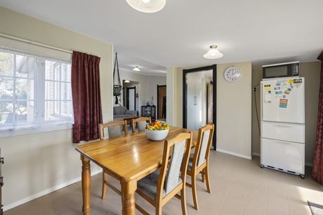 Photo of property in 16 Falstaff Street, Stratford, 4332