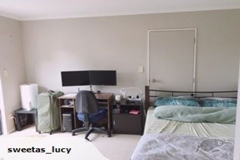 Photo of property in 43 Calypso Way, Unsworth Heights, Auckland, 0632