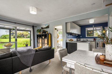 Photo of property in 2/23 Miller Road, Mangere Bridge, Auckland, 2022