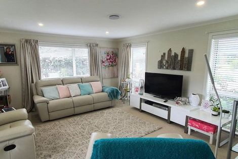 Photo of property in 19 Eric Batchelor Place, Waimate, 7924