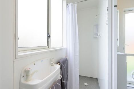 Photo of property in 32 Rutherford Drive, Waikanae Beach, Waikanae, 5036