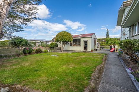 Photo of property in 28 Newcastle Street, Riversdale, 9776