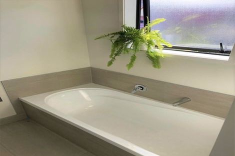 Photo of property in 11 Koko Mews, Mangere Bridge, Auckland, 2022