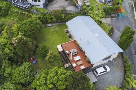 Photo of property in 17 Kingsley Street, Stokes Valley, Lower Hutt, 5019