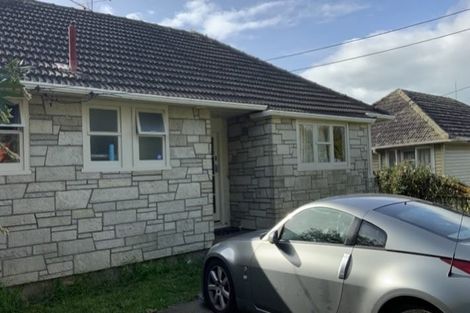 Photo of property in 15 Caen Road, Panmure, Auckland, 1072