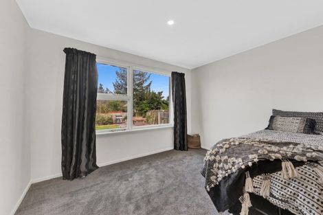 Photo of property in 258 Main North Road, Redwood, Christchurch, 8051