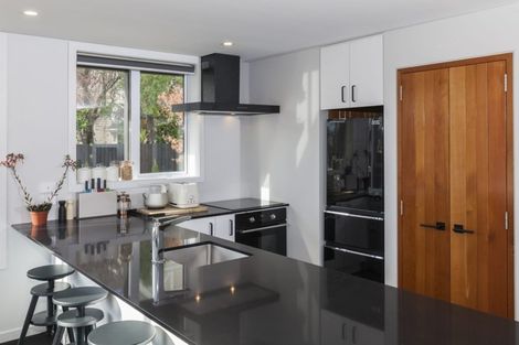 Photo of property in 138 Papanui Road, Merivale, Christchurch, 8014