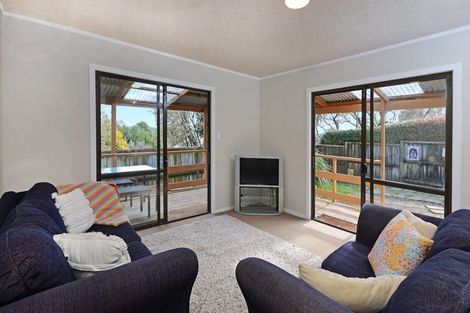 Photo of property in 2/103 Sturges Road, Henderson, Auckland, 0612