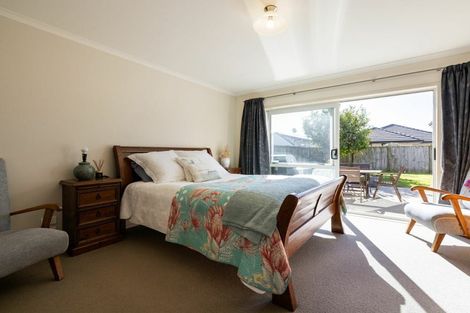 Photo of property in 9a Dover Road, St Andrews, Hamilton, 3200