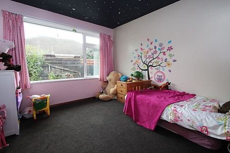 Photo of property in 9 Mappleton Avenue, Burnside, Christchurch, 8053