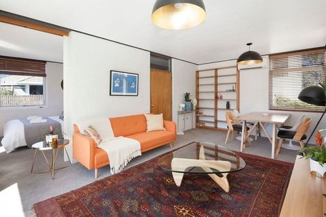 Photo of property in 21 Newbridge Place, Ilam, Christchurch, 8041