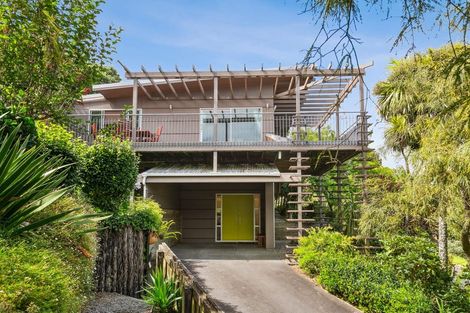 Photo of property in 117 Poplar Grove, Whalers Gate, New Plymouth, 4310