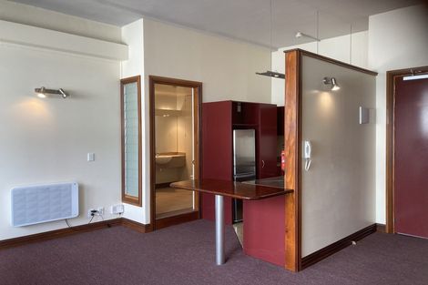 Photo of property in Pirie Street Townhouses, 28/35 Pirie Street, Mount Victoria, Wellington, 6011