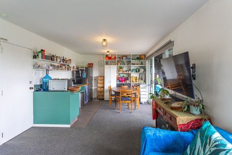 Photo of property in 21 Manga-pirau Street, Waikawa Beach, Manakau, 5573