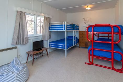 Photo of property in 19 South Crescent, Amberley, 7481