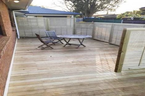 Photo of property in 5 Binda Place, Botany Downs, Auckland, 2010