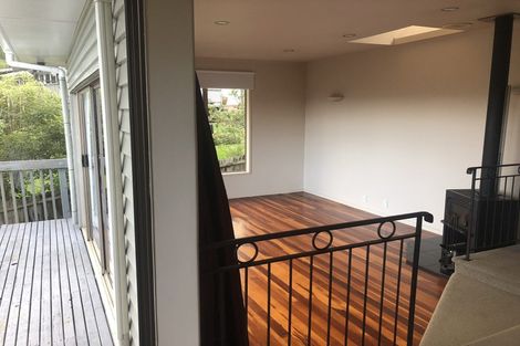 Photo of property in 3 Tinopai Road, Titirangi, Auckland, 0604