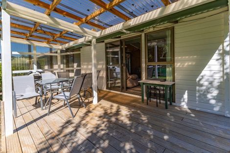 Photo of property in Ruatiti Cottage, 1693 Ruatiti Road, Ruatiti, Raetihi, 4696
