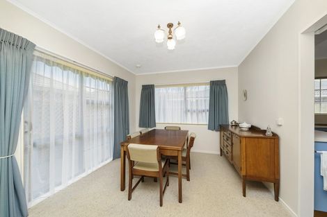 Photo of property in 110 Oxford Street, Tawa, Wellington, 5028