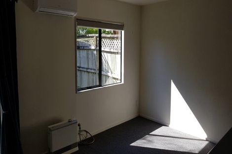 Photo of property in 4/3 Orwell Road, Greenhithe, Auckland, 0632