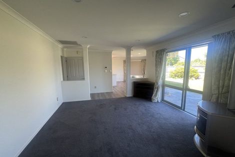 Photo of property in 3 Dunmurry Place, Casebrook, Christchurch, 8051