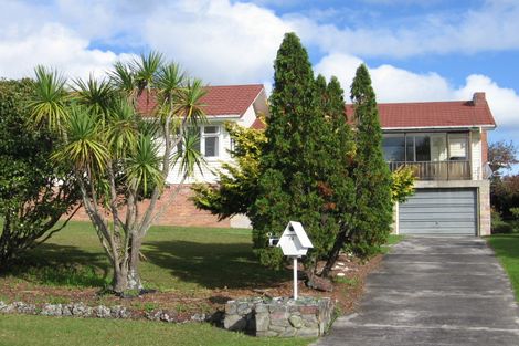 Photo of property in 12 Murray Road, Te Atatu Peninsula, Auckland, 0610