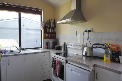 Photo of property in 25 Mercury Street, Milson, Palmerston North, 4414