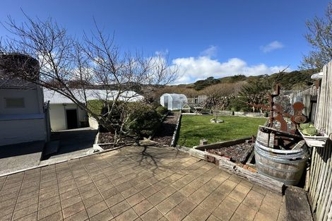 Photo of property in 394 Makara Road, Makara, Karori, 6972