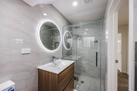 Photo of property in 14b Friesian Drive, Mangere, Auckland, 2022