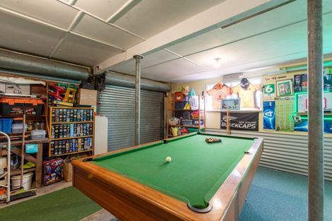 Photo of property in 77 Fergusson Street, Woodville, 4920