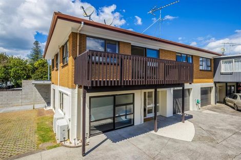 Photo of property in 1/53 Butley Drive, Farm Cove, Auckland, 2012
