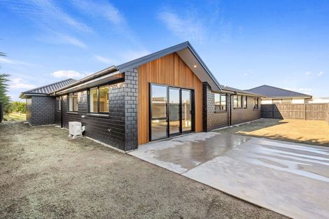 Photo of property in 2 Kahurangi Road, Halswell, 8025