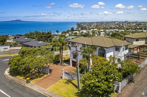 Photo of property in 2a Mizpah Road, Torbay, Auckland, 0630