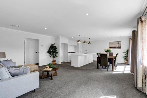 Photo of property in 23 Garrett Drive, Whalers Gate, New Plymouth, 4310