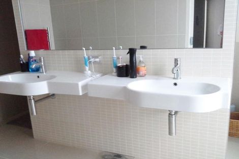 Photo of property in 32d Ainslee Street, Highlands Park, New Plymouth, 4312