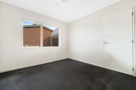 Photo of property in 2/17 Daria Place, Northpark, Auckland, 2013