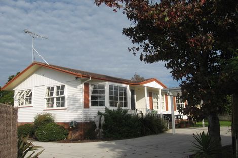Photo of property in 51a Cascades Road, Pakuranga Heights, Auckland, 2010