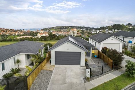 Photo of property in 288 Alec Craig Way, Gulf Harbour, Whangaparaoa, 0930