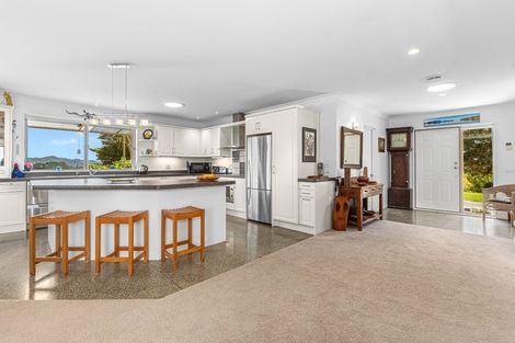 Photo of property in 121 Owhiwa Road, Parua Bay, Onerahi, 0192