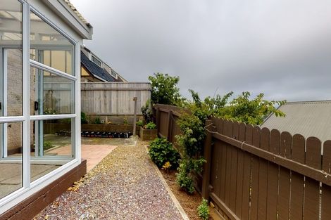 Photo of property in 36 Akaroa Drive, Maupuia, Wellington, 6022