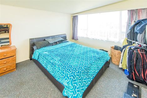 Photo of property in 27 Cross Street, Castlecliff, Whanganui, 4501